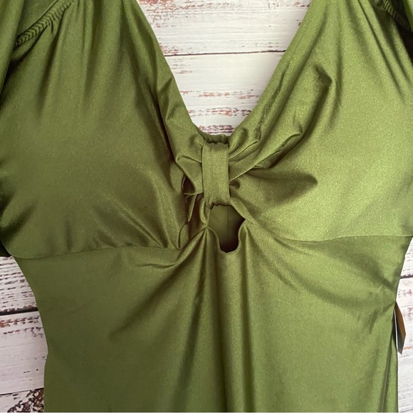 NWT Fe Noel Metallic Puff Sleeve Cut Out Medium Coverage One Piece Swimsuit - Picture 9 of 14